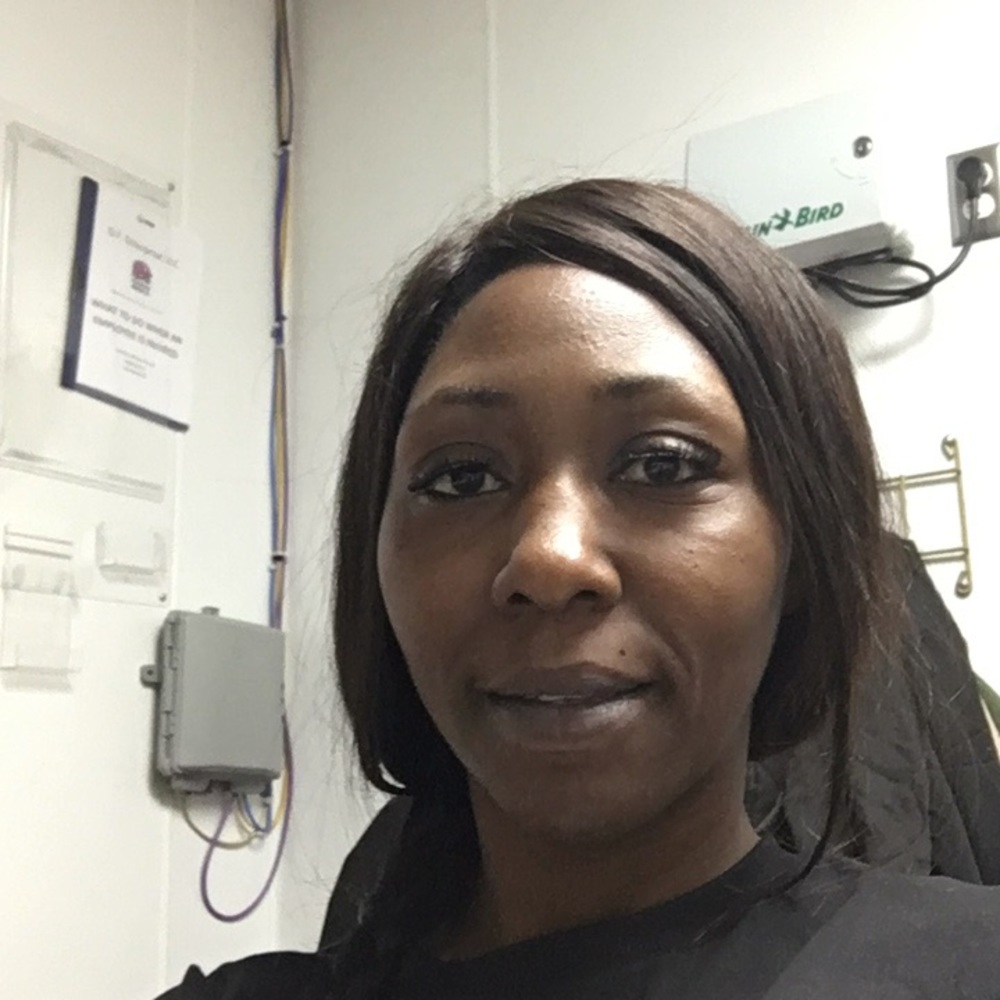 Meet your Posher, Monique